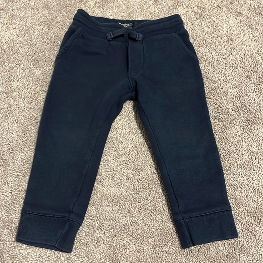 🎊 2/$20  Toddler boy OshKosh Joggers 🎊
